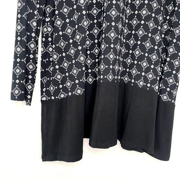J. Jill Wearever Tunic Blouse Women's Large Long Sleeve Black White Geometric - Picture 3 of 7
